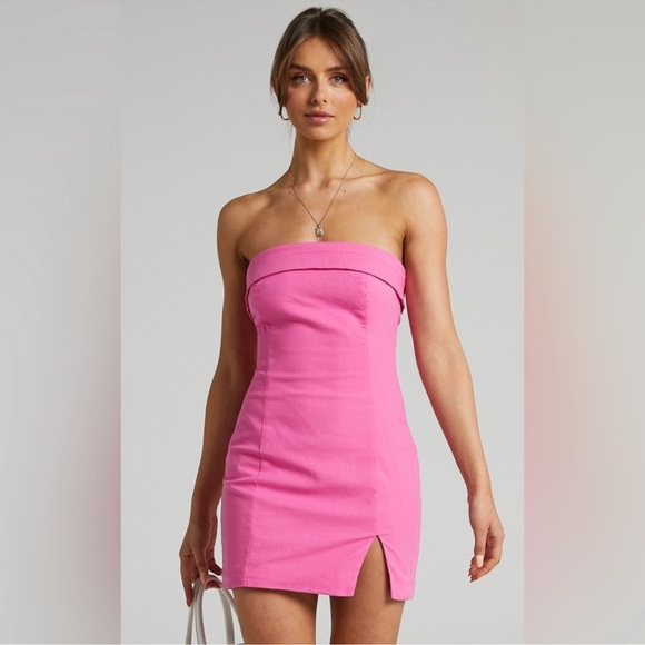 Altar'd State Dresses & Skirts - NWOT Altar’d State Phoebe Strapless Slit Dress Mini Strapless Dress Pink